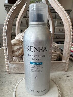 Kenra Dry Volume Burst Instant Volumizing Spray 3